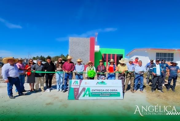 Construcción de sanitarios en el CBTA 150 de la comunidad de Mado Sector I.